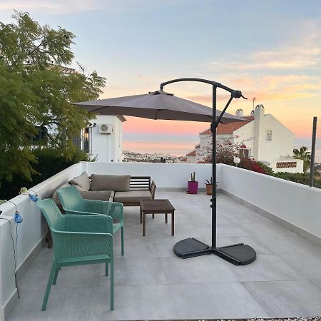 A Terrace With Sea View, 2 Bedrooms Apartment In Benalmádena Esterno foto