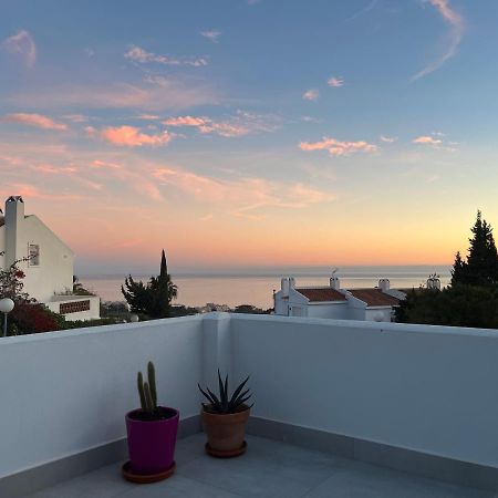 A Terrace With Sea View, 2 Bedrooms Apartment In Benalmádena Esterno foto